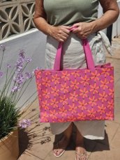 Shopper Lot Pink/Orange Flower Shopper Lot Pink/Orange Flower